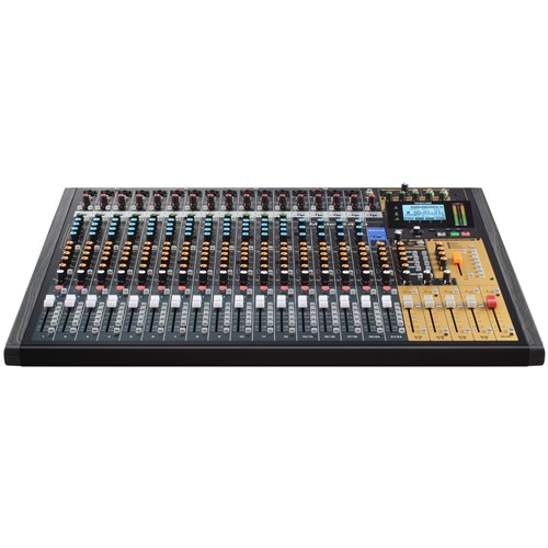 Model_2400_p_user_front